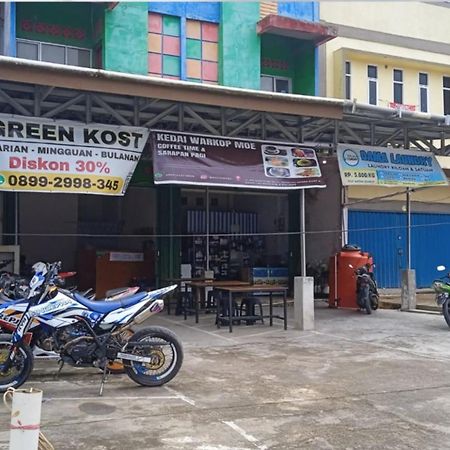 הוסטל Sintang Greenkost מראה חיצוני תמונה